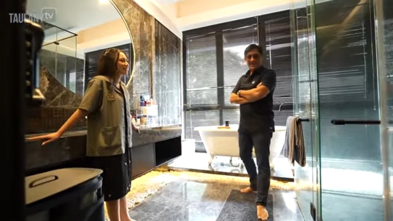 Potret Rumah Mewah Rachel Vennya yang Luas Bergaya Modern, Setiap Sudut Estetik & Walk in Closetnya Kayak di Mal