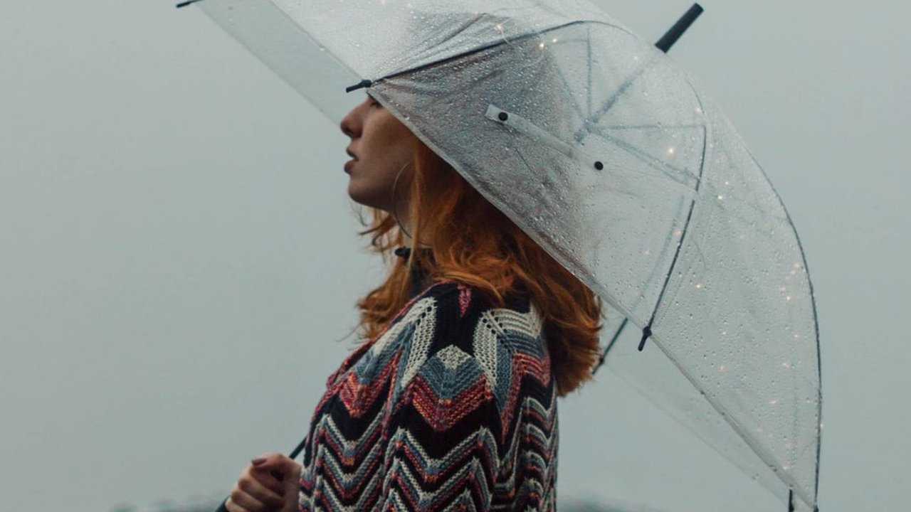 Ilustrasi Galau saat Hujan