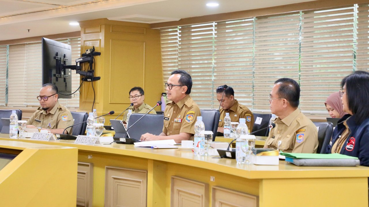 Wamendagri Bima Arya Saat Rapat Kerja bersama Komite I DPD
