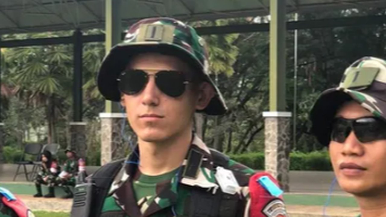 Semakin Gagah dan Ganteng, Letda Enzo Perwira TNI Keturunan Prancis Kini jadi Kopassus