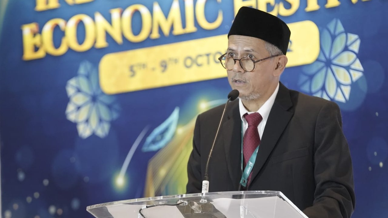 Wamenkeu Anggito Abimanyu menyebut ada peluang menambah pendapatan negara dari ‘underground ekonomi’.(Dok UGM)