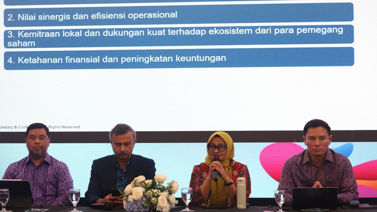 Merger XL Axiata dan Smartfren Ditargetkan Rampung 2025