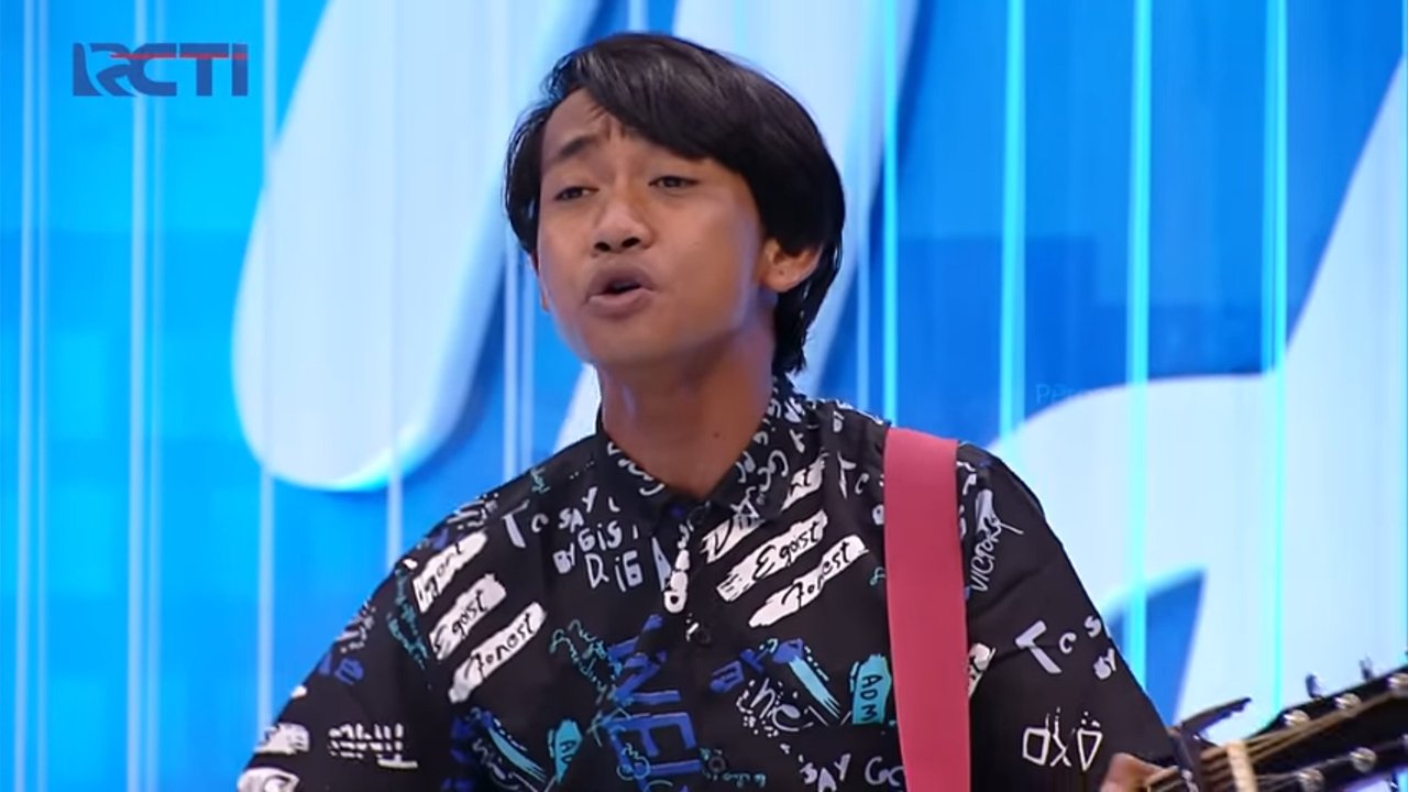 Pengamen Jalanan Miliki Anak Tiga, Tampil di Indonesian Idol Bikin Kagum Juri 'Suaramu Merdu'