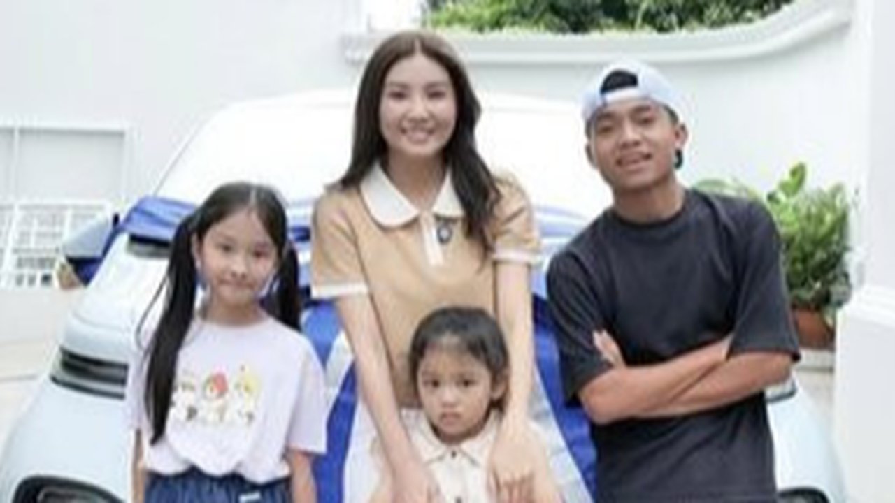 Momen Thania Anak Sarwendah Dapat Surprise Mobil Baru, Minta Ganti Warna karena Gak Sesuai Keinginan