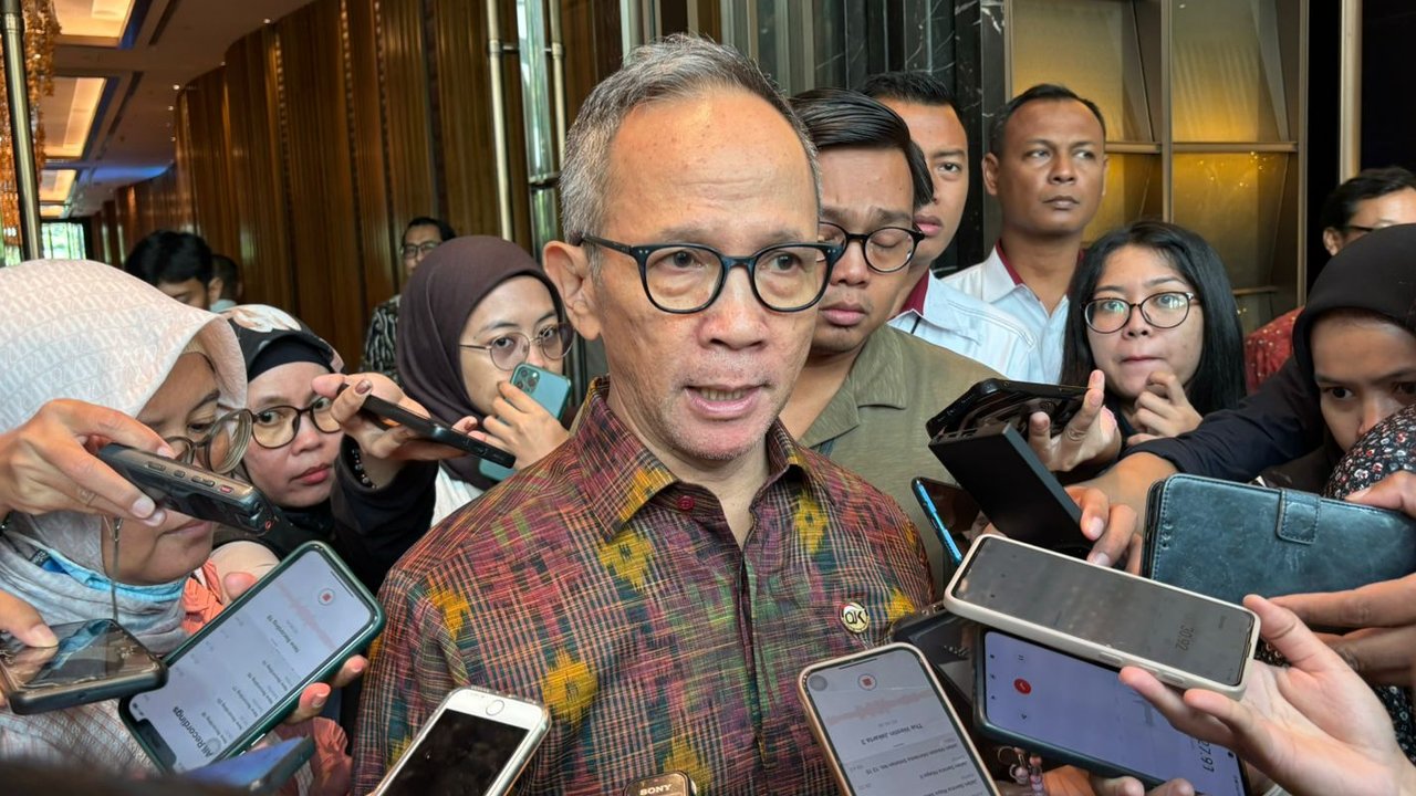 Ketua Dewan Komisioner Otoritas Jasa Keuangan (OJK), Mahendra Siregar