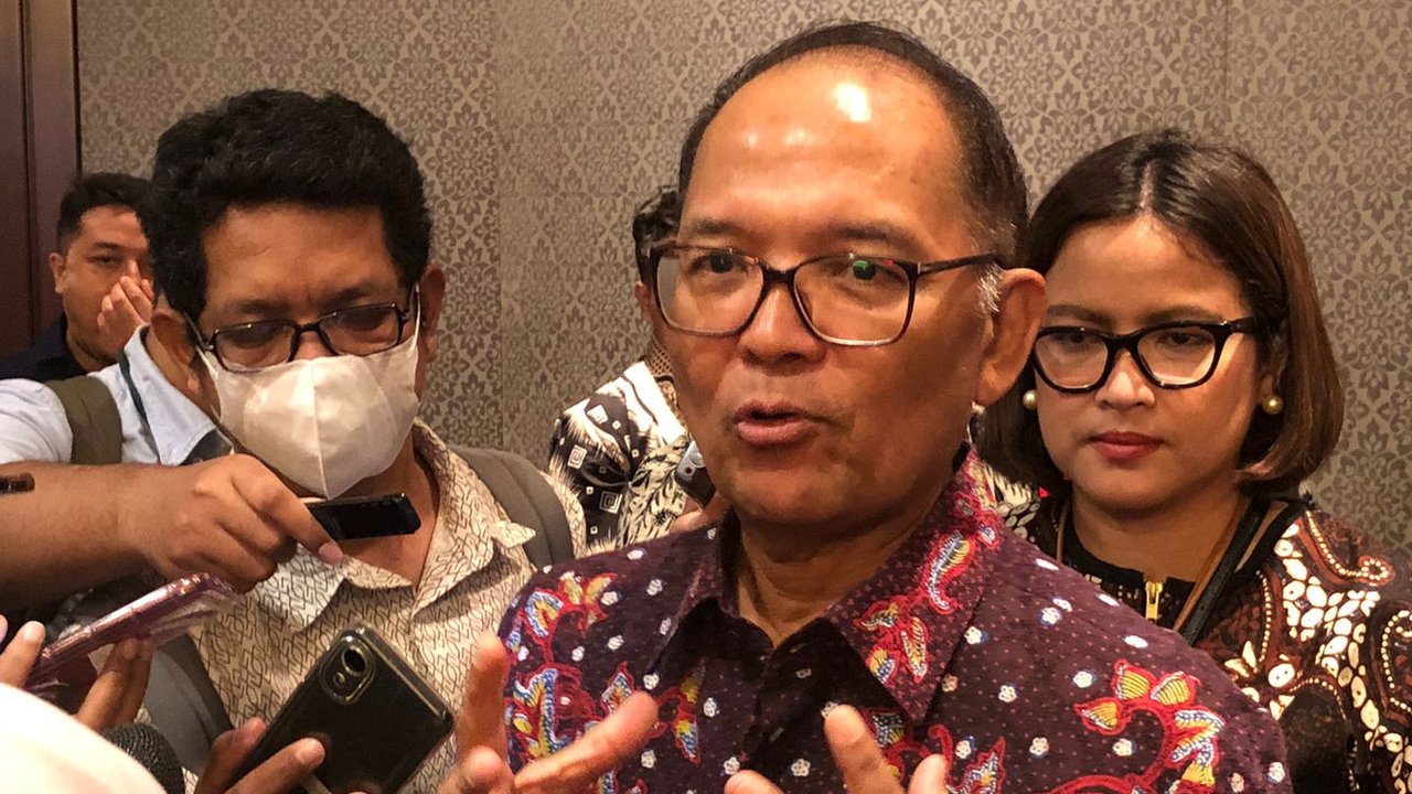 <p>Kepala Eksekutif Pengawas Perasuransian, Penjaminan, dan Dana Pensiun OJK, Ogi Prastomiyono mengatakan OJK akan menerbitkan 5 Peraturan OJK baru. (Tira/Liputan6.com)</p>