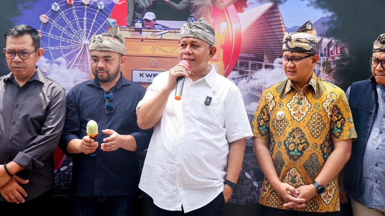 Wamen Helvi dalam rangkaian kunjungan Safari Wisata UMKM Kota Batu