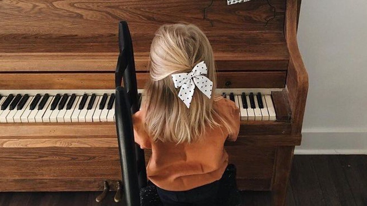 Gak Perlu Kemana-Mana! 7 Tips Seru Habiskan Liburan Sekolah di Rumah