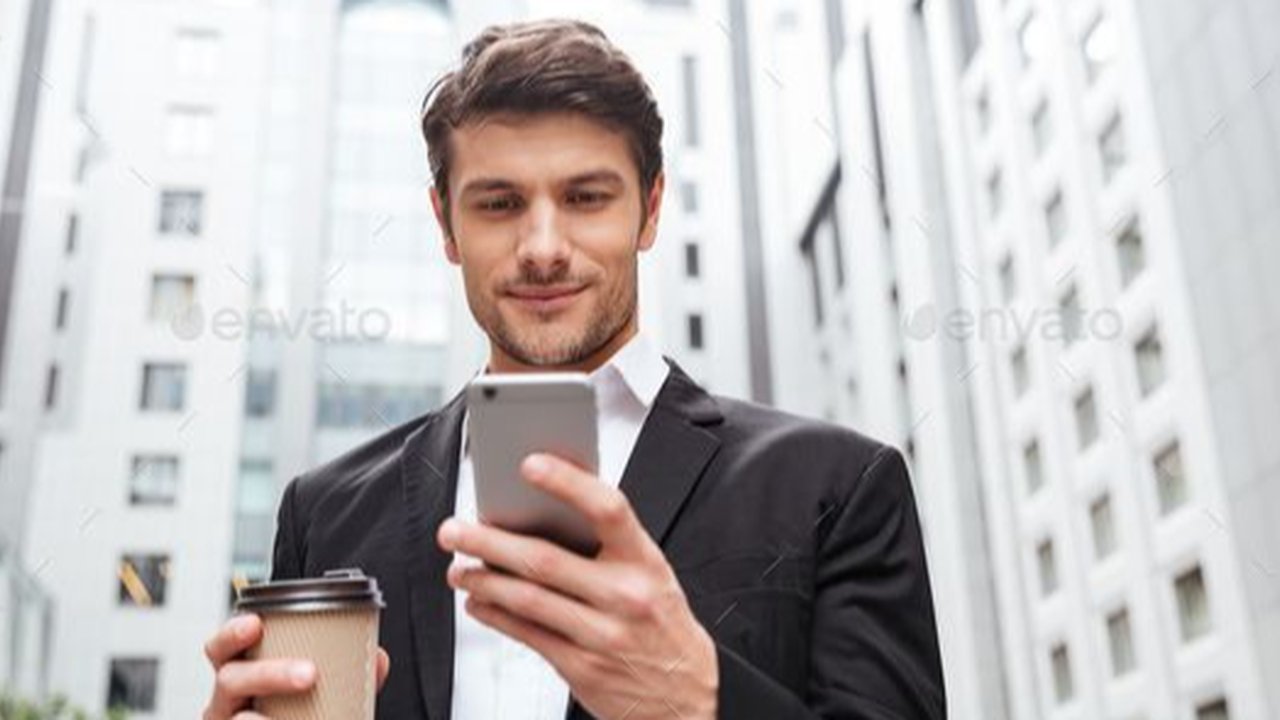 Benarkah Typing Ganteng Bisa Mempengaruhi Perasaan Seseorang? Simak Fakta Mengejutkan Ini