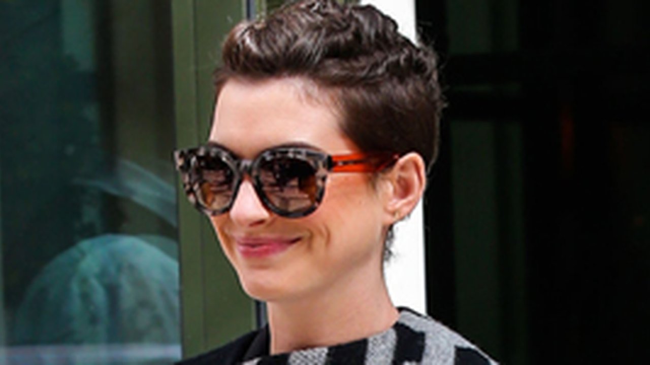 Pixie Cut Keren Sih, Tapi...