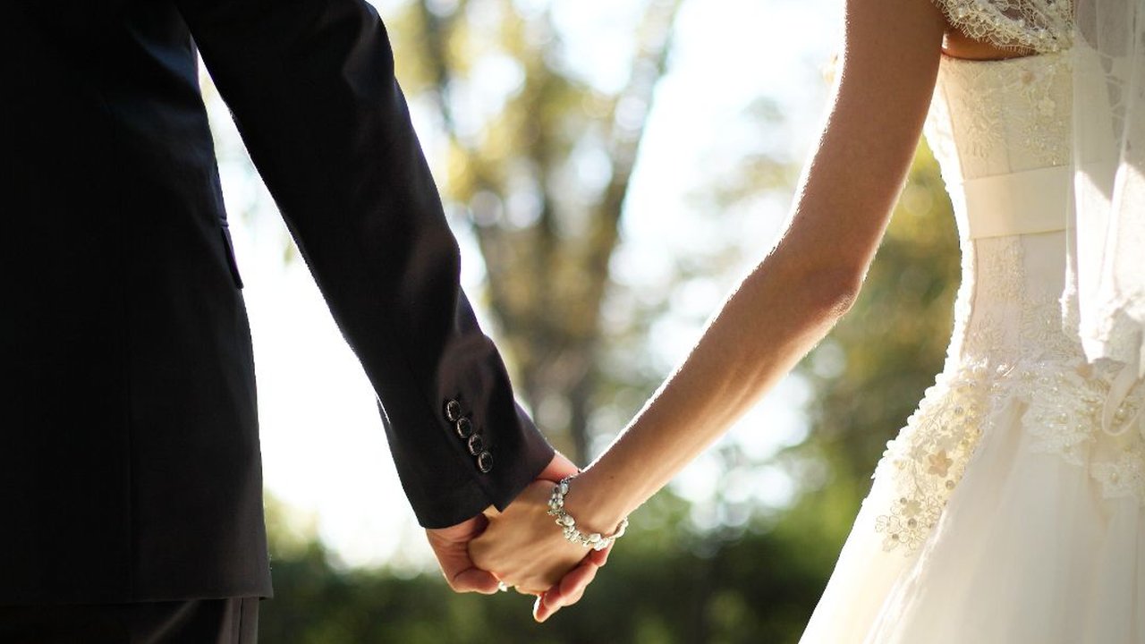 Ilustrasi pernikahan