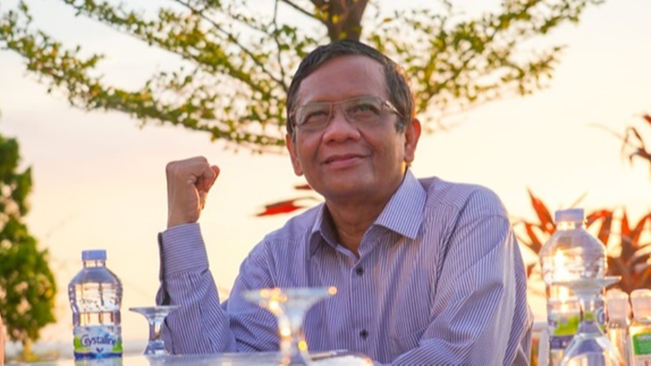 Mahfud MD Nonton Ikatan Cinta Di Masa PPKM, Netizen: Indonesia Baru Episode 2 Ikatan Pandemi