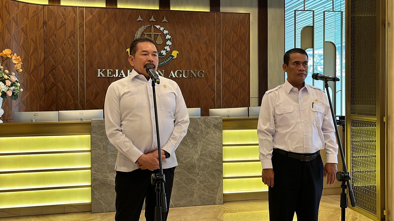 Temui Jaksa Agung, Mentan Amran Sulaiman Lapor Ada Pungli Pendistribusian Alat Pertanian