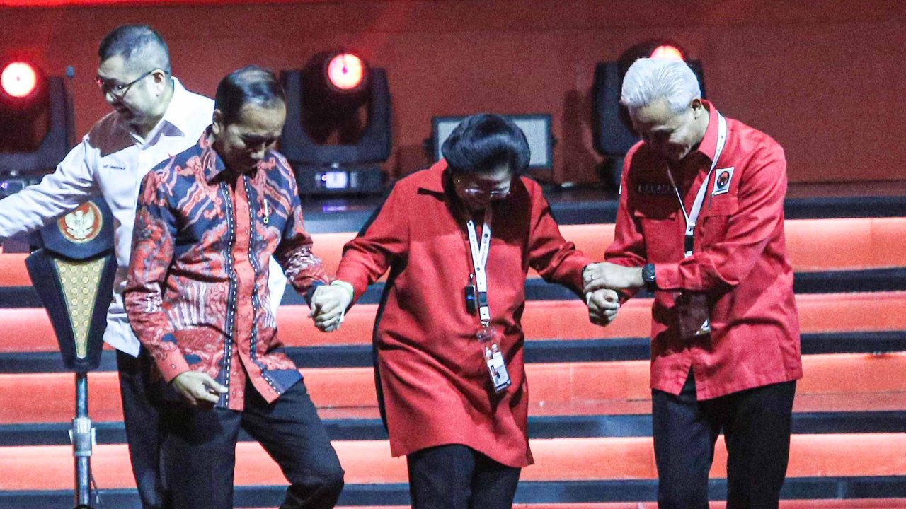 Kemesraan Megawati dan Jokowi di Rakernas IV PDIP.