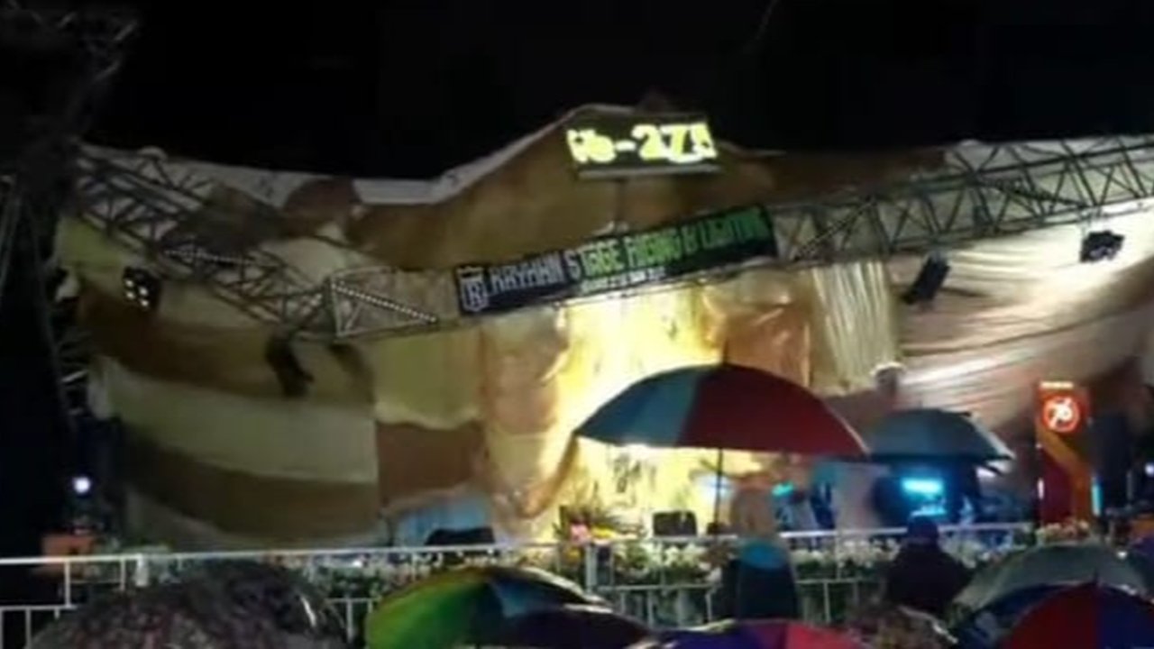 Panggung Pengajian Gus Iqdam