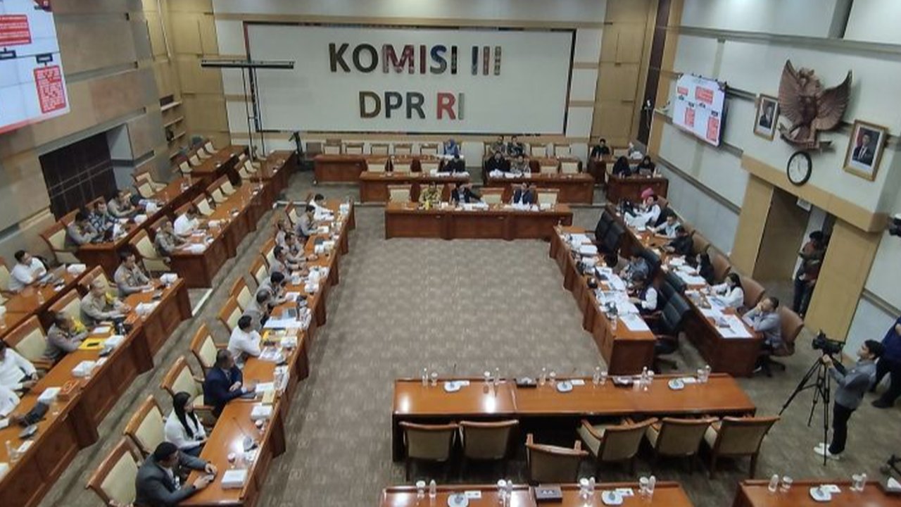 Komisi III DPR rapat bersama Kapolda Kalteng soal Kasus Polisi Palangkaraya Tembak Warga