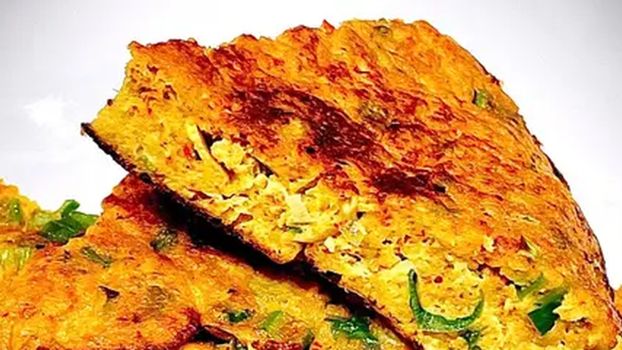 Ilustrasi telur bebek dadar.