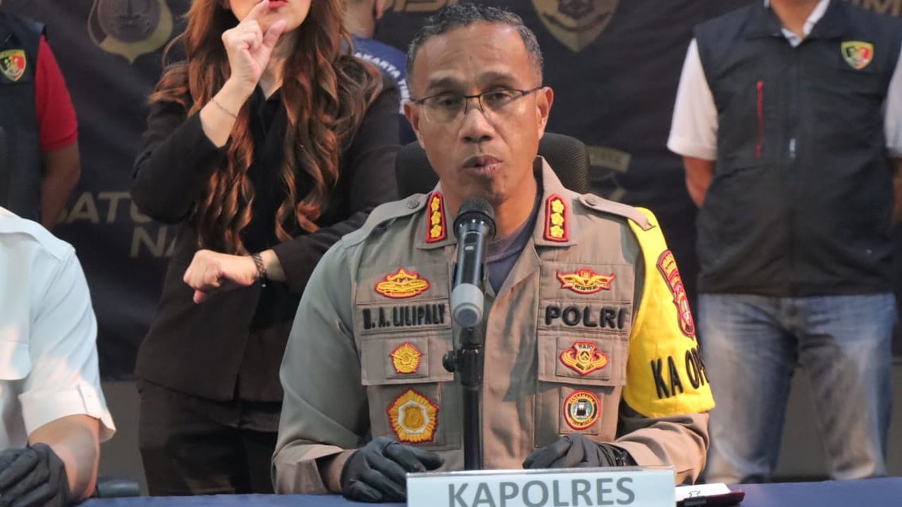 Kapolres Metro Jakarta Timur Kombes Pol Nicolas Ary Lilipaly menyatakan empat anggota Polres Metro Jakarta Timur saat ini masih berada di Pati untuk menyelidiki kasus pencurian mobil sewaan. (Istimewa)