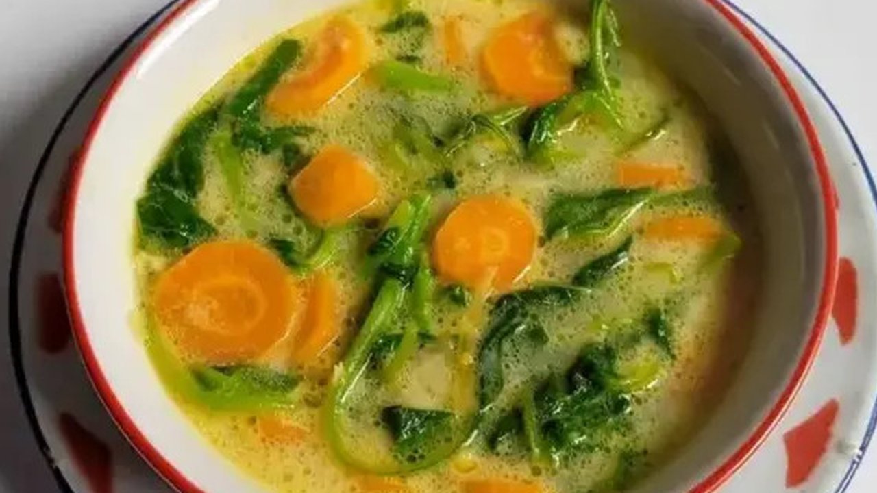 Resep bobor bayam wortel. (dok. Cookpad @Wati_9456228)