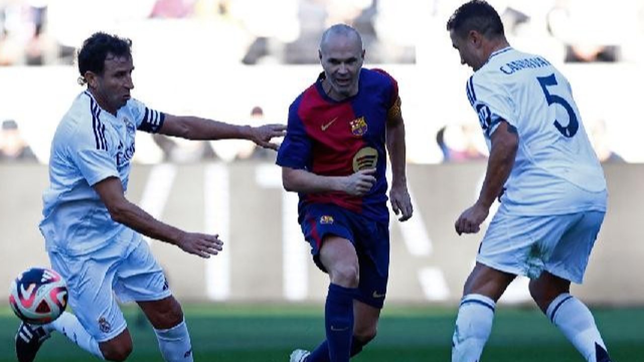 Milla Eks Pelatih Timnas Indonesia Bareng Legend Xavi-Iniesta, Ada Momen dengan Cannavaro