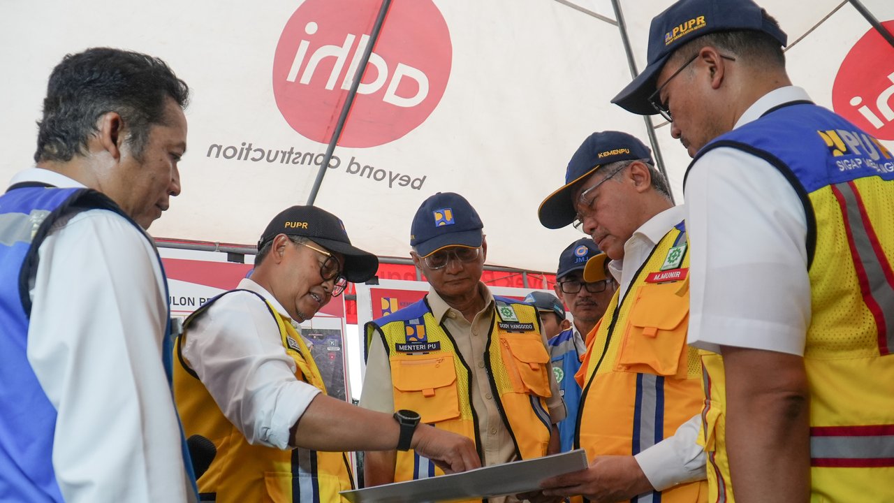Kunjungan Menteri PU dan Dirjen Bina Marga meninjau kesiapan jalur Nataru