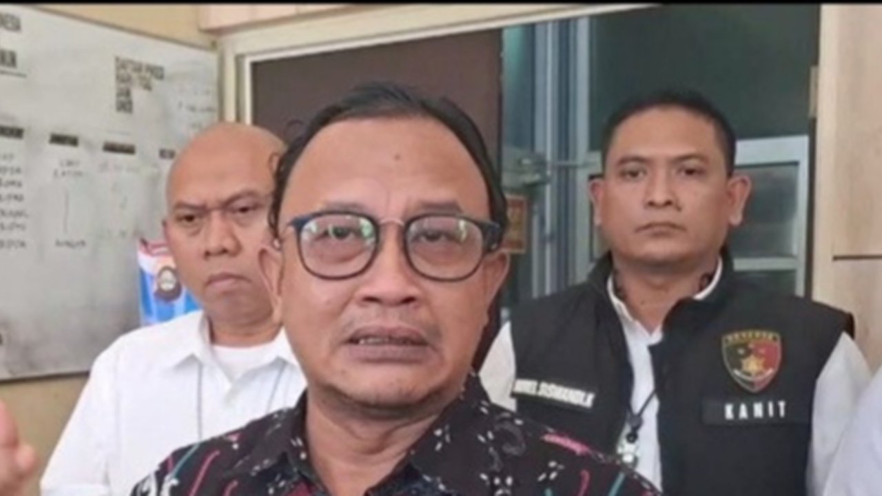 Tangkapan layar video penganiayaan yang dialami koas Unsri oleh keluarga koas junior di Palembang Sumsel (Dok. tangkapan layar Instagram @palembang.update / Nefri Inge)