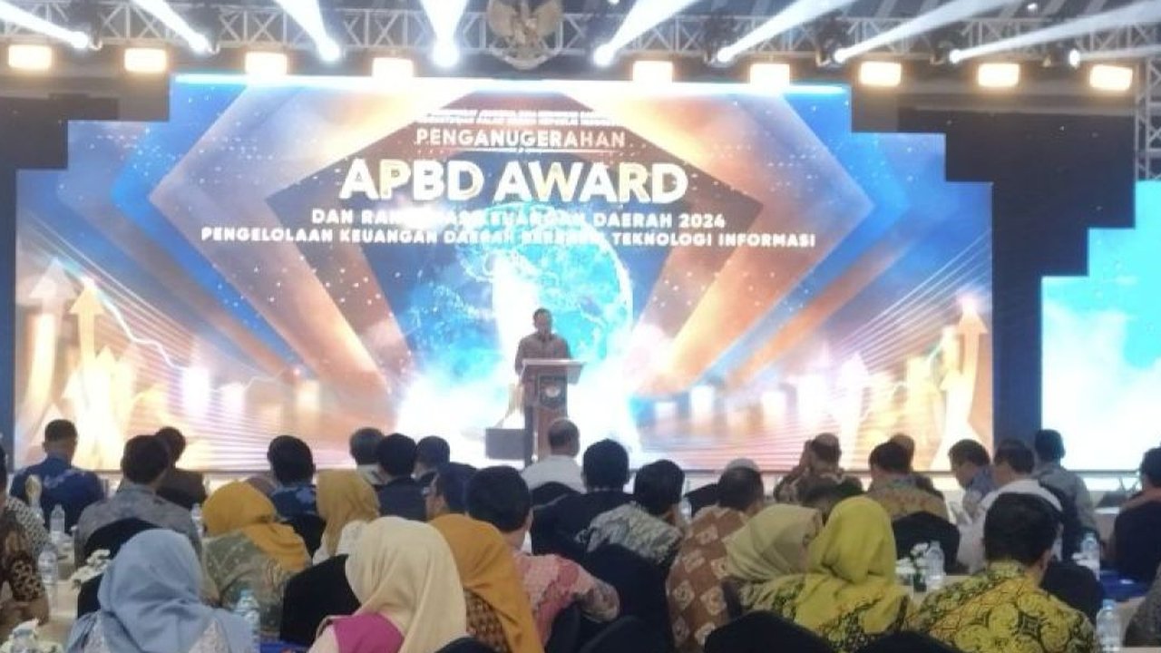 Menteri Dalam Negeri (Mendagri) Tito Karnavian menyayangkan bahwa ada program stunting di daerah yang memiliki anggaran sebesar Rp10 miliar, tetapi sampai ke ...