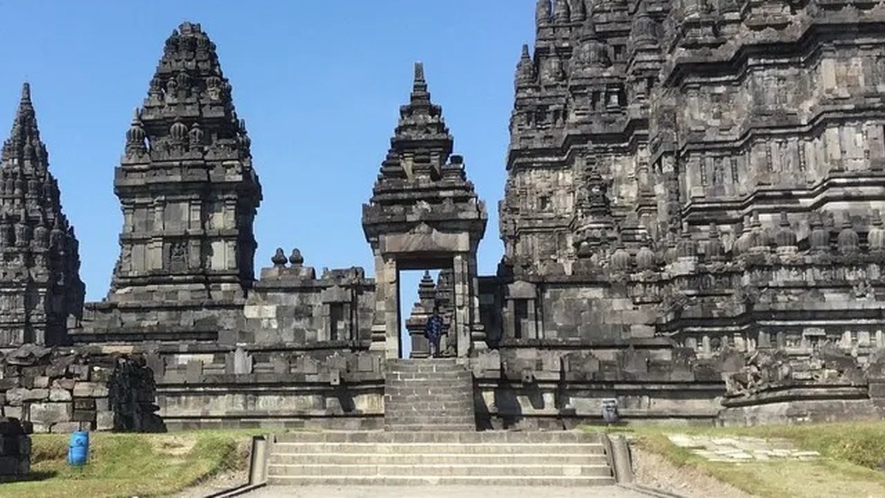 candi prambanan