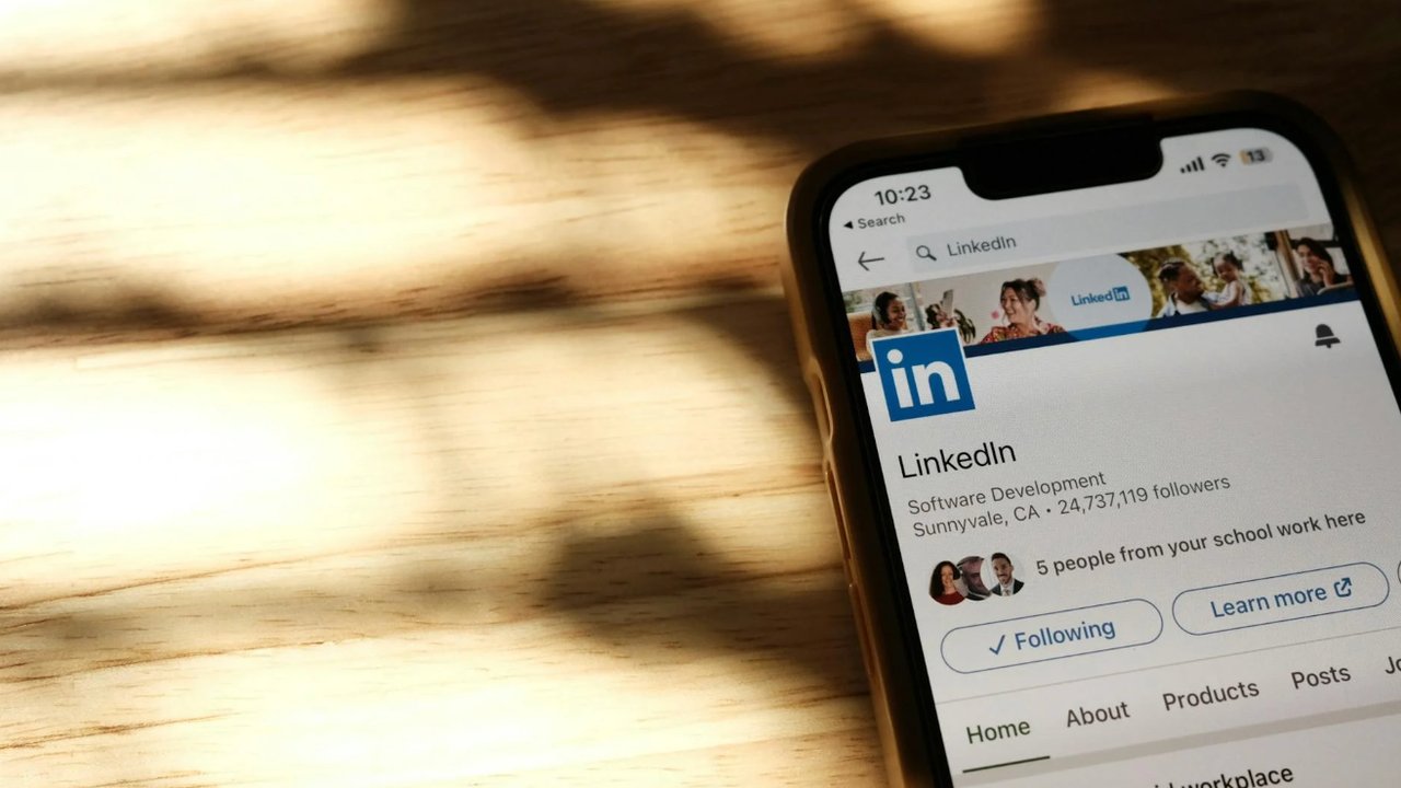 Tips Aman Mencari Pekerjaan dari LinkedIn
