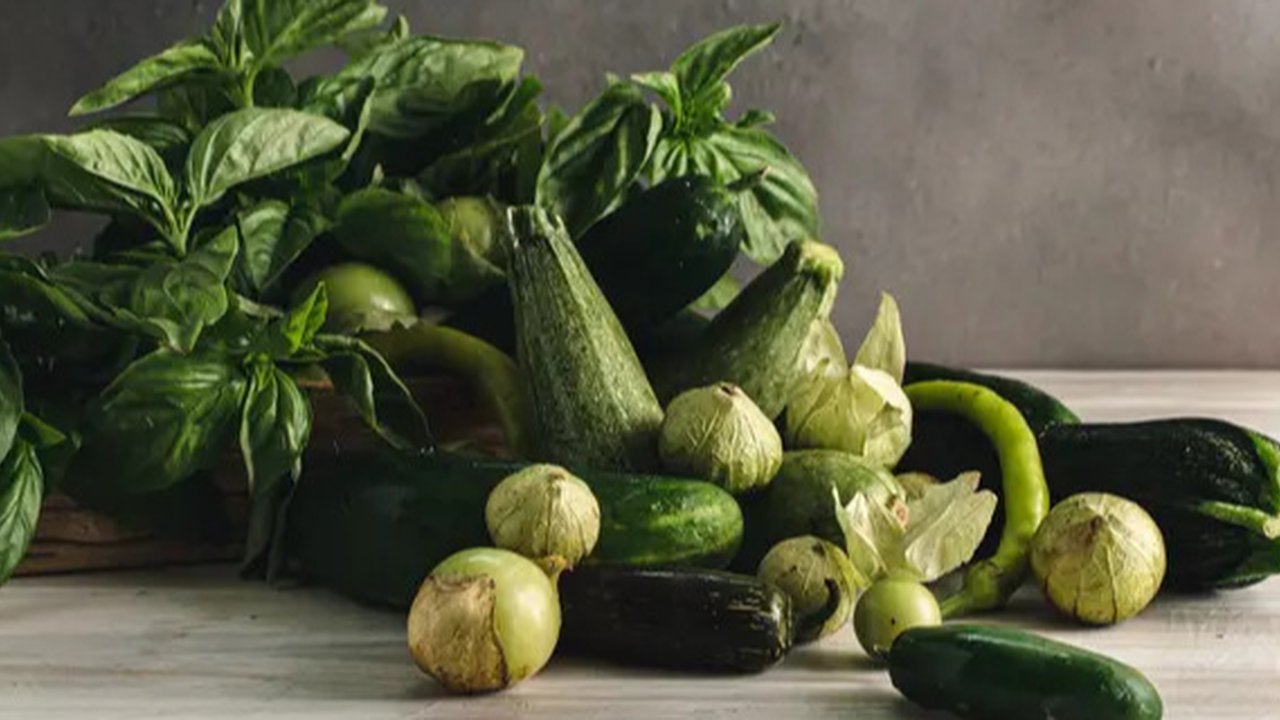 Rekomendasi 3 sayuran sehat untuk buat salad.