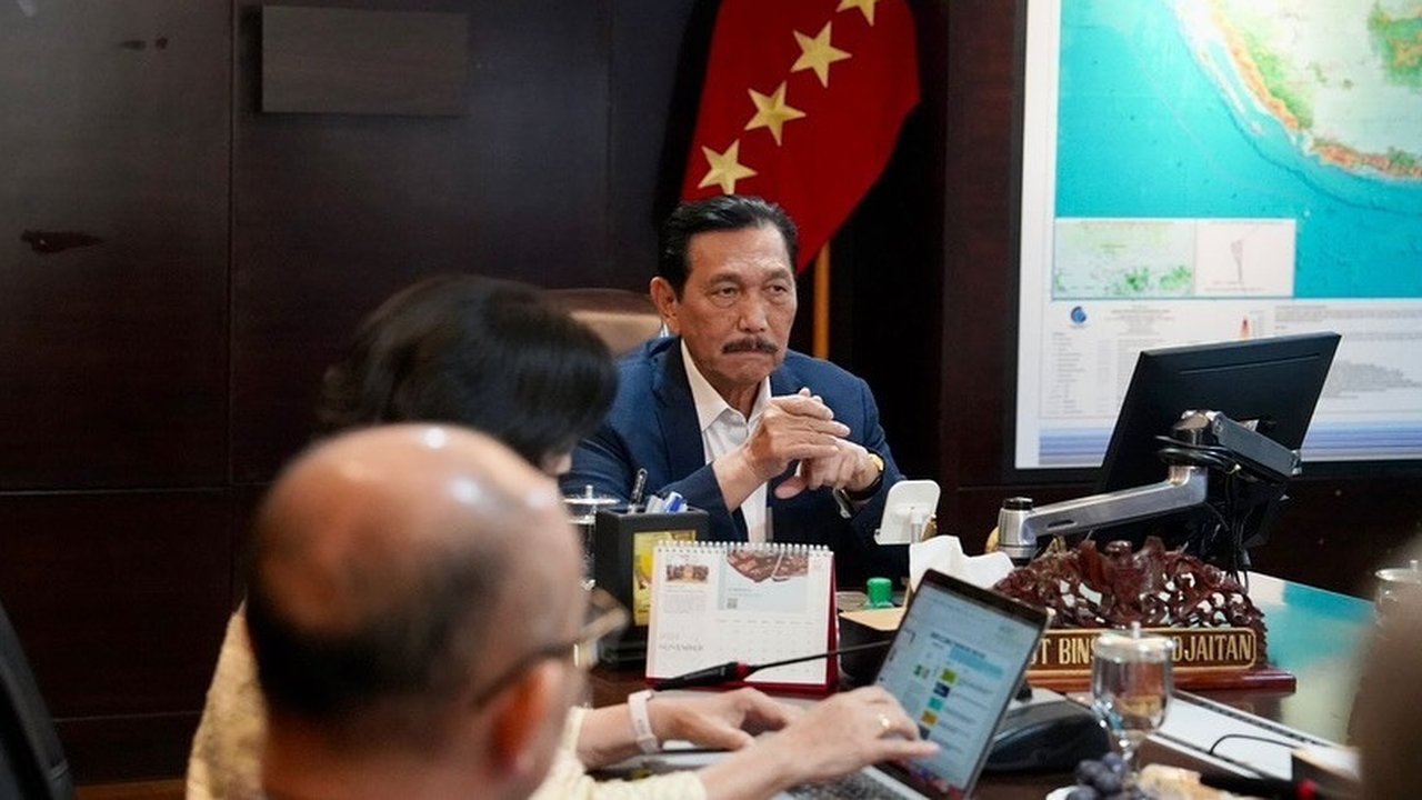 Luhut Pandjaitan Lantik Para Wakil Ketua Dewan & Anggota Dewan Ekonomi Nasional