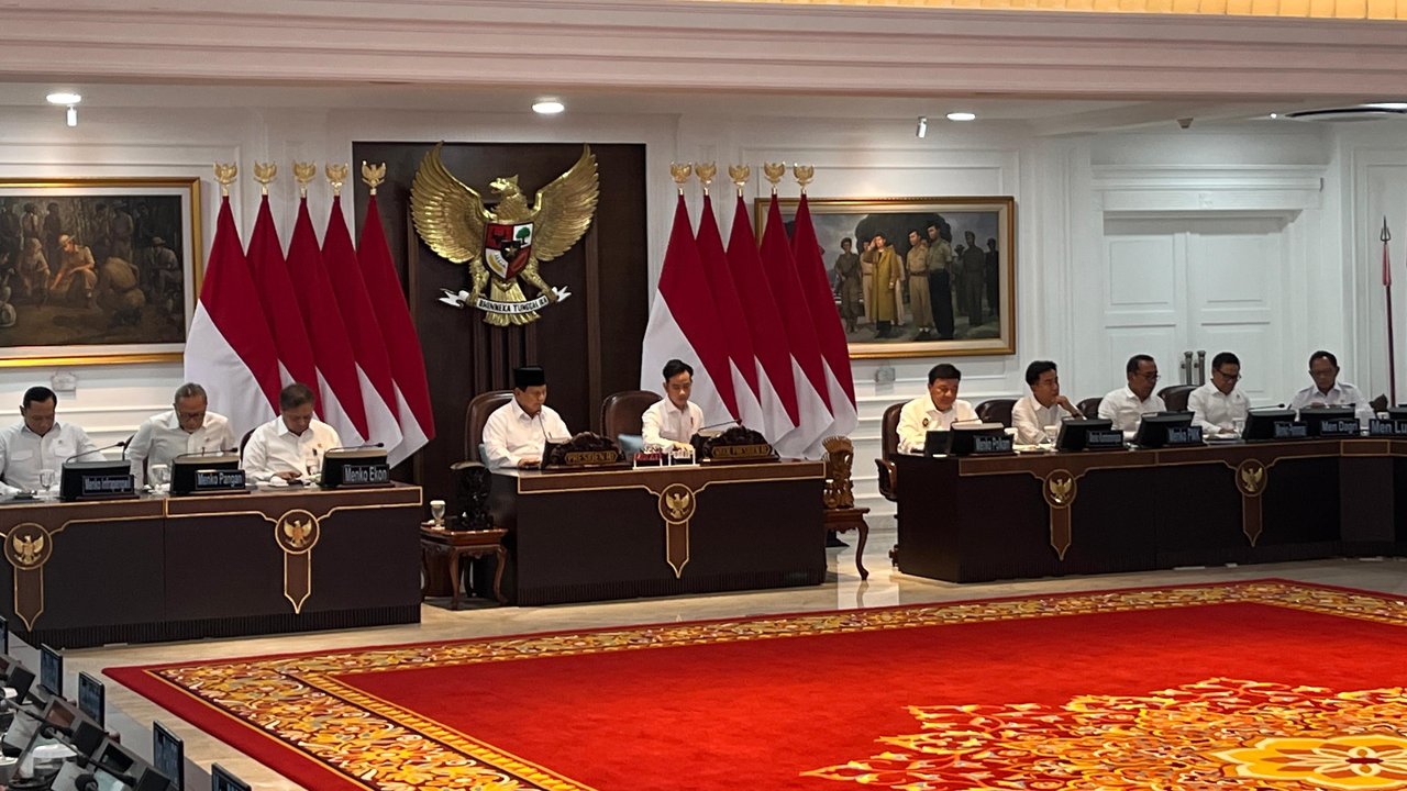 Menteri Perdagangan, Zulkifli Hasan menyatakan impor beras untuk menambah cadangan beras Bulog yang berkurang banyak, paska operasi pasar yang dilakukan Bulog. (Istimewa)