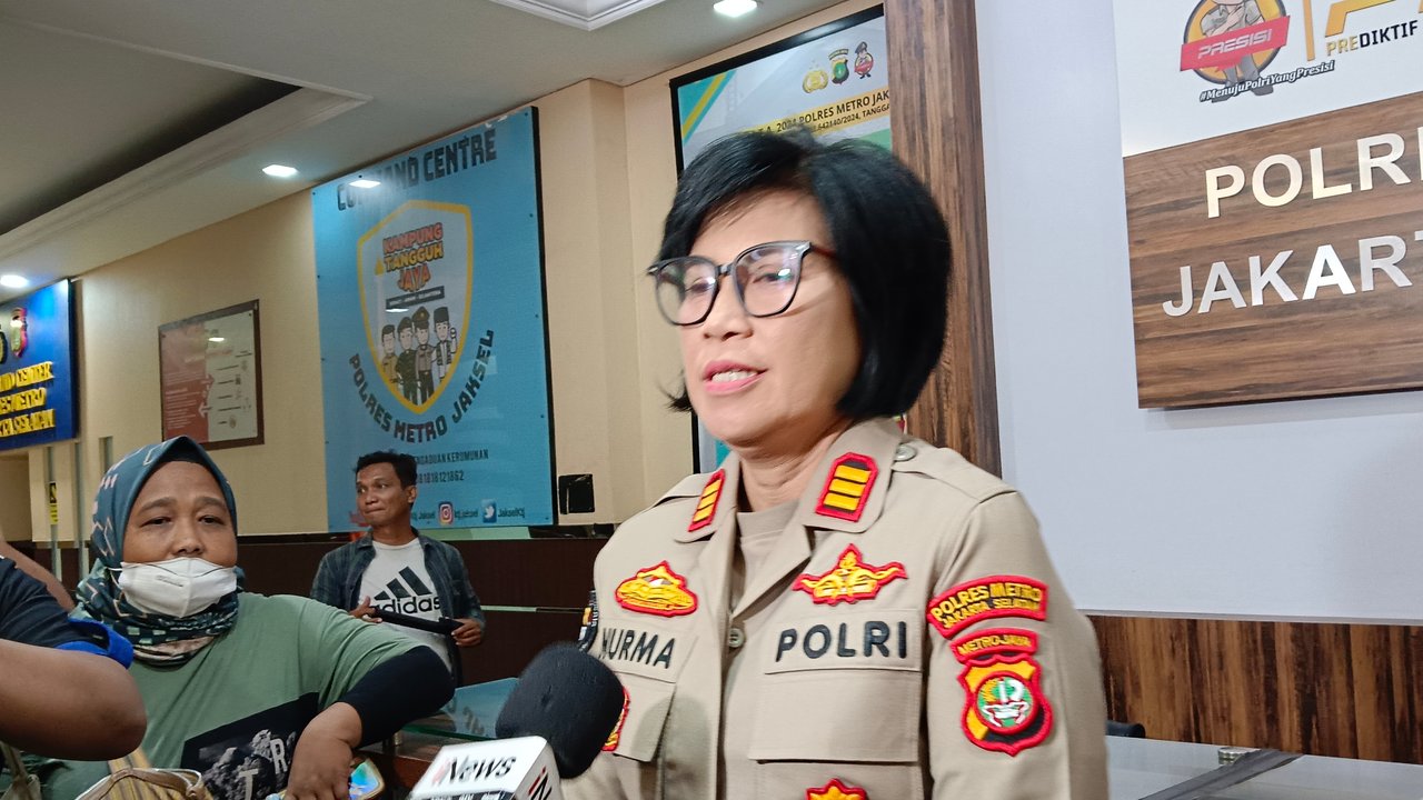 TKP anak bunuh ayah di Cilandak