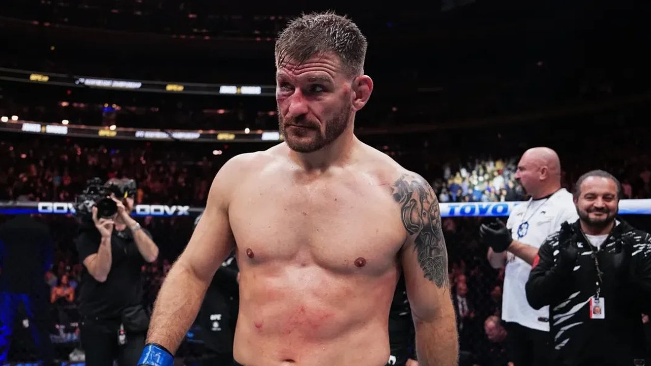 Petarung kelas welter Ultimate Fighting Championship Kamaru Usman mengaku bersedia menggantikan Belal Muhammad untuk menghadapi Shavkat Rakhmonov pada UFC ...