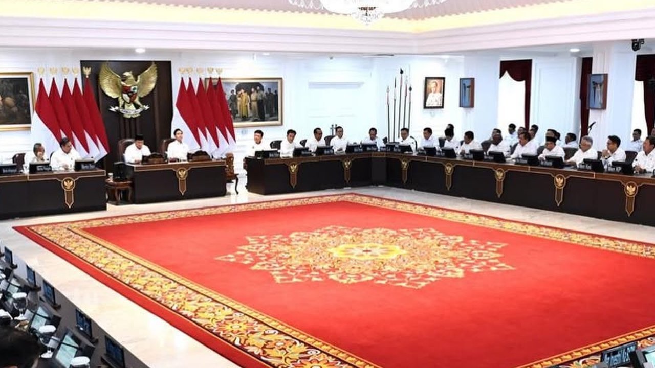 Banner Infografis 52 Pejabat Jajaran Kabinet Merah Putih Belum Lapor LHKPN. (Liputan6.com/Abdillah)