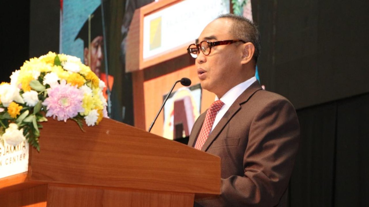 wisuda universitas jayabaya