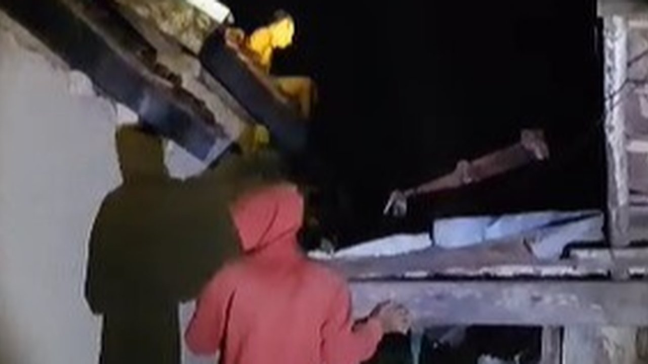 Pengedar Sabu di Garut Loncat dari Rumah ke Rumah