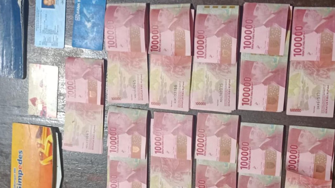 rilis uang palsu di UIN Makassar