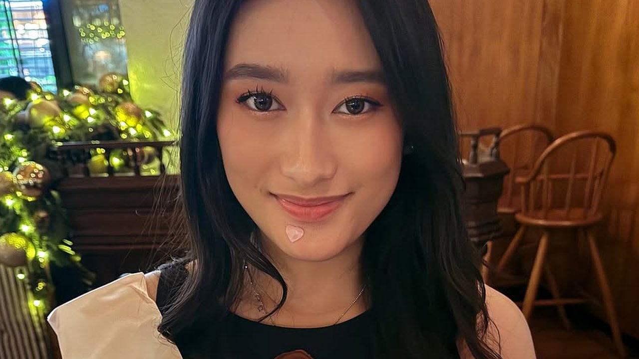 Amanda Caesa Rayakan Ulang Tahun ke-22 di Tanggal Spesial, Ini Momen Bahagianya