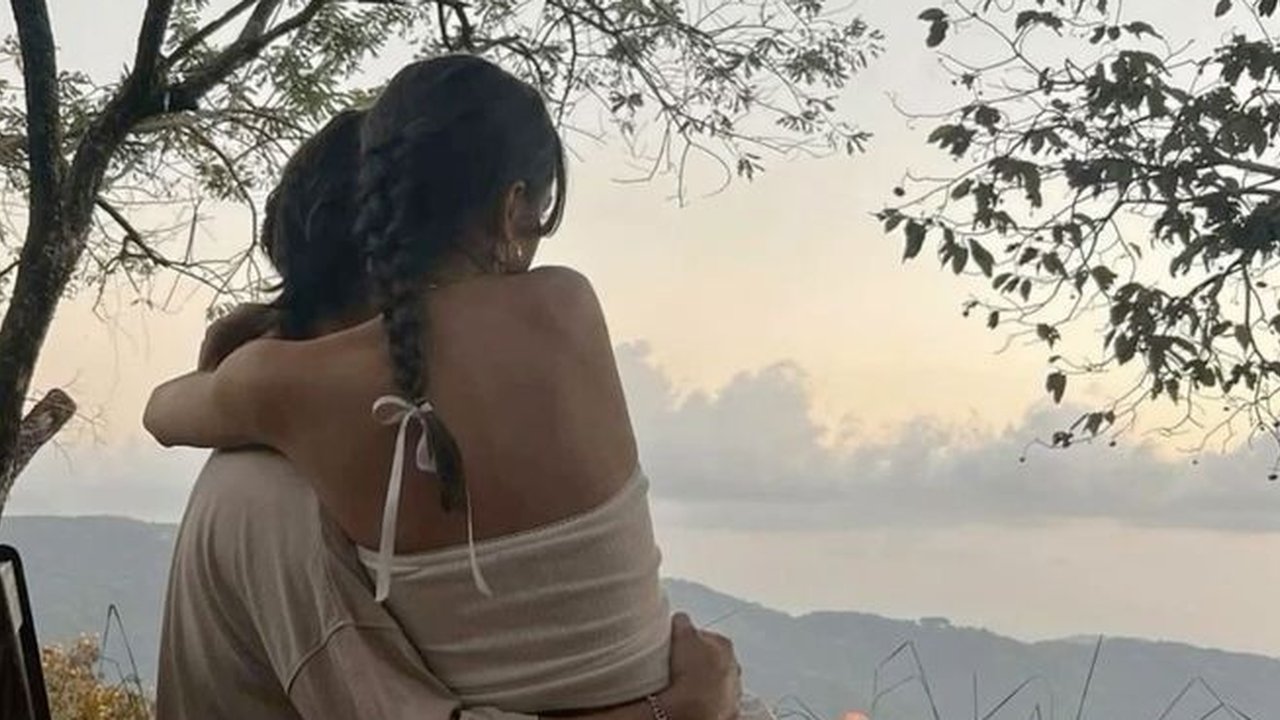 Pahami Perbedaan Bucin dan Cinta Buta Agar Tidak Terjebak dalam Hubungan yang Salah!