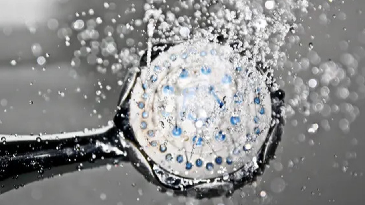 Ilustrasi Mandi Air Hangat Credit: pexels.com/Armin