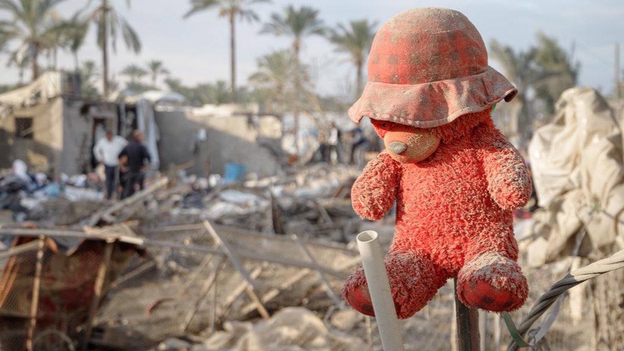 The General Assembly overwhelmingly adopted the resolution demanding an unconditional and permanent ceasefire in Gaza. It also adopted another resolution supporting UNRWA, which a new Israeli law will ban in the country.