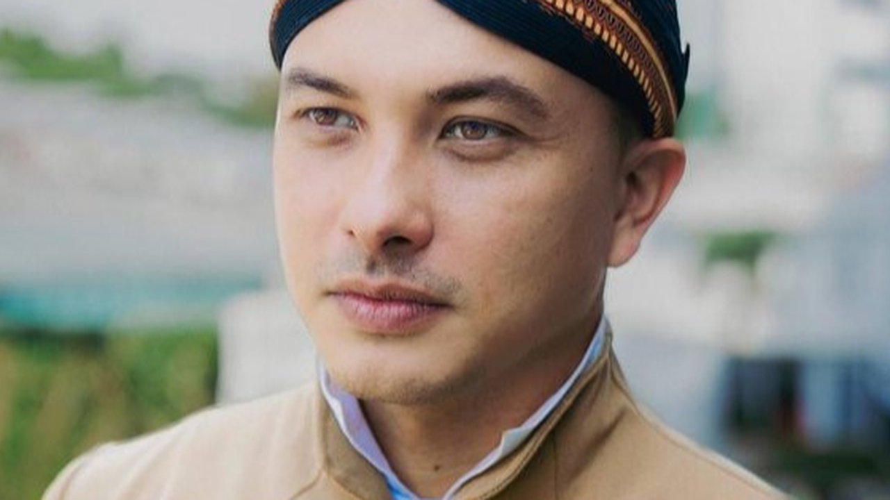 7 Artis Tampan Indonesia yang Belum Menikah di Tahun 2024, dari Nicholas Saputra hingga Indra Bruggman