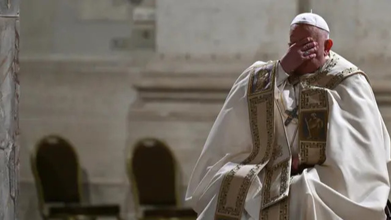 Paus Fransiskus juga mengumumkan tema yubileum 2025, yakni 