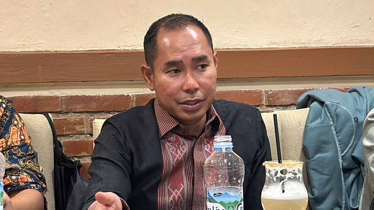 Direktur Pelindungan WNI dan BHI Kementerian Luar Negeri RI Judha Nugraha dalam pertemuan dengan media, Rabu (3/4/2024). (Liputan6/Benedikta Miranti)