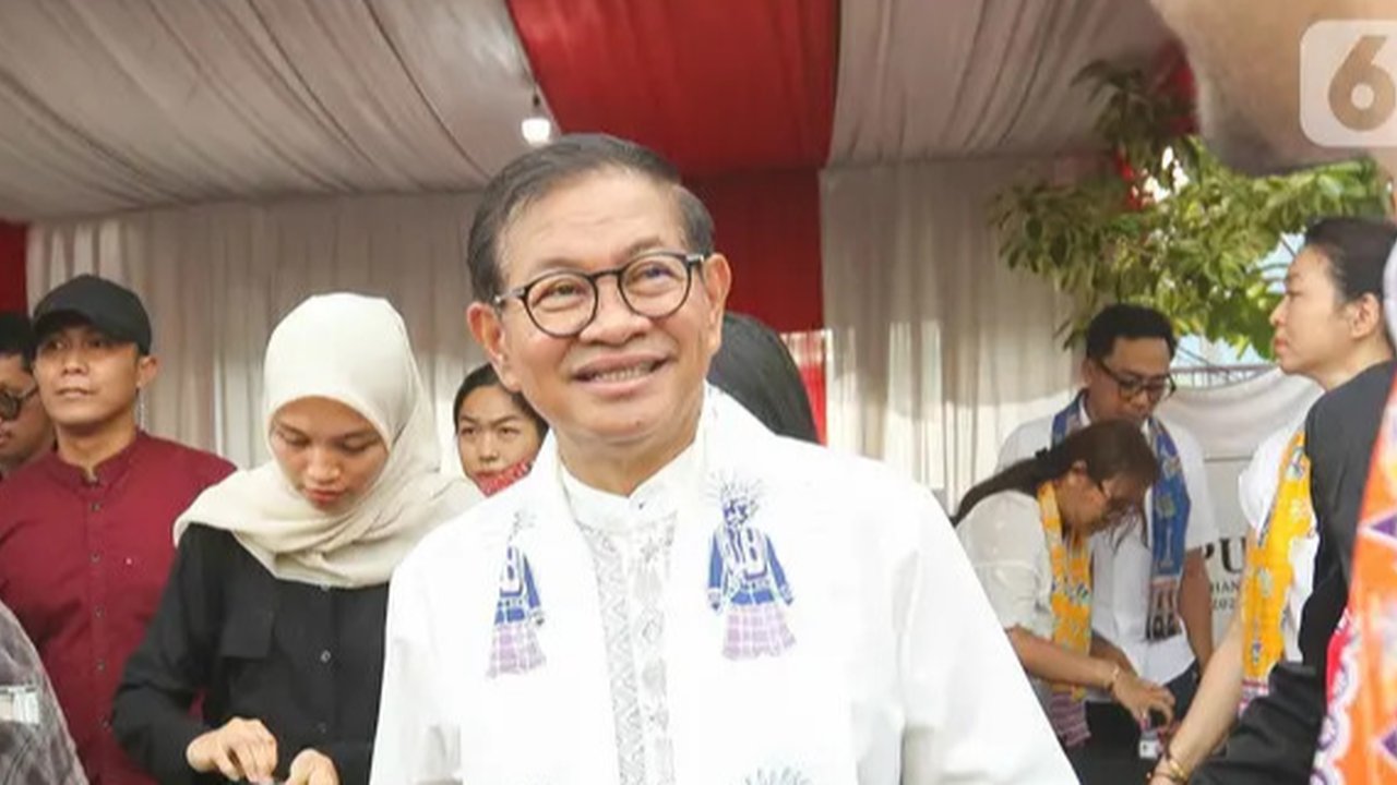 Pramono Anung Koleksi Lukisan Usia Lebih dari 80 Tahun, Pernah Dilukis Wajahnya Malah Mirip Ahok