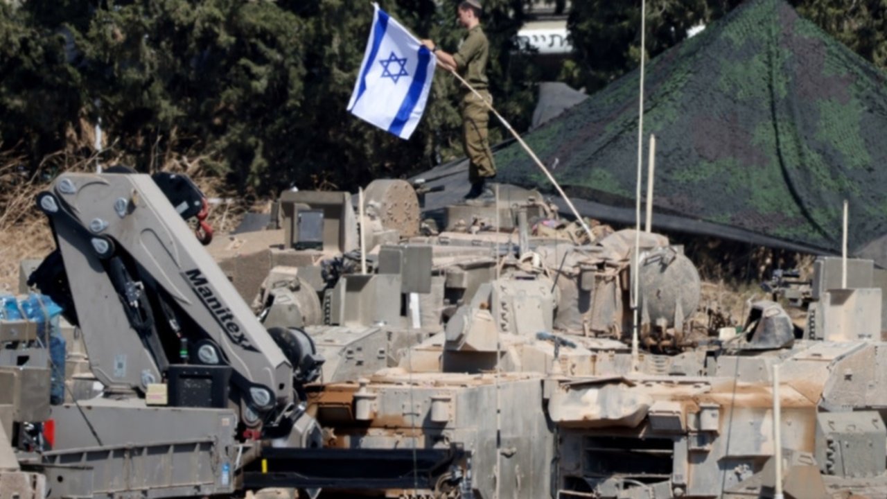 Militer Israel menyebut angkatan udaranya melakukan 