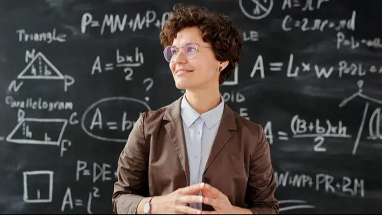 Ilustrasi siswa yang memiliki IQ tinggi (Foto dok : Pexels/Max Fischer).