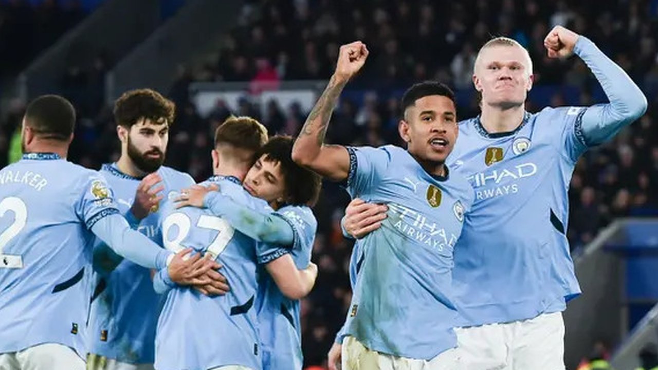 Gol Haaland dan Savinho Bawa Manchester City Akhiri Paceklik Kemenangan. (AP Photo/Rui Vieira)