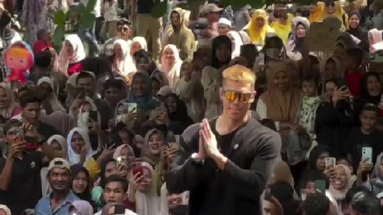 Potret Event Makan Bareng Aisar Khaled di Aceh, Disambut Meriah Bak Presiden Datang